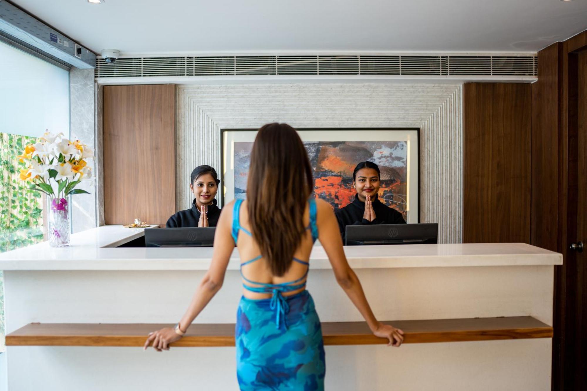 Regenta Inn Gurugram Gurgáon Kültér fotó