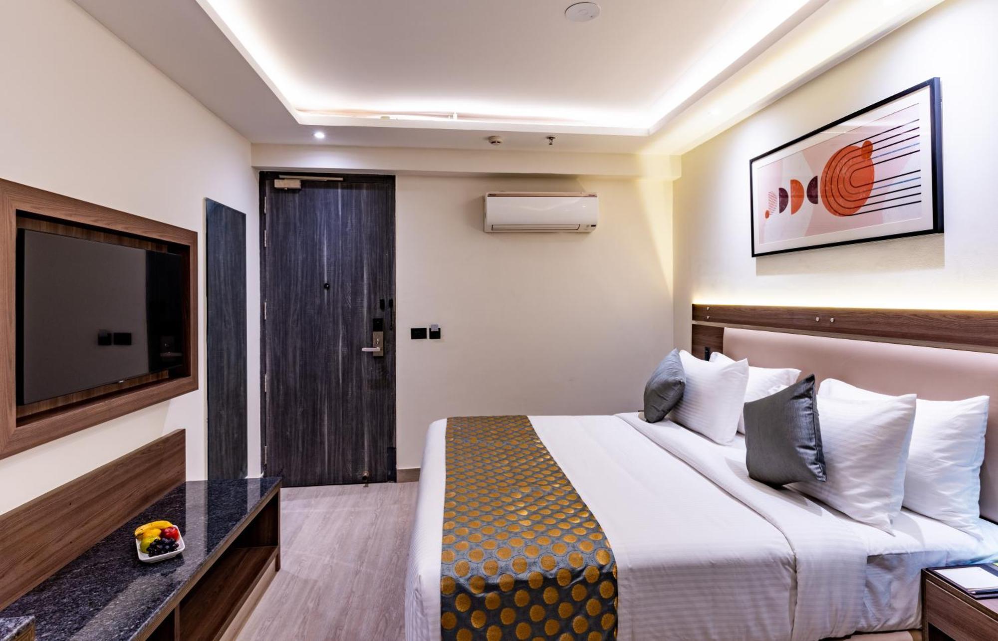 Regenta Inn Gurugram Gurgáon Kültér fotó